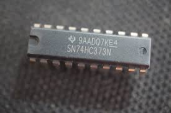 74HC373