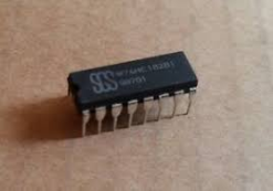 74HC182