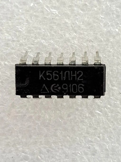 CD4049 روسی