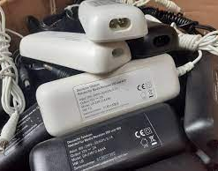 اداپتور 12V 2A بین راهی