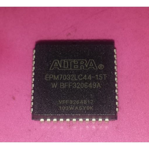 EPM7032 SLC44-15T