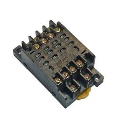 سوکت رله 4کنتاکت 10آمپر ریلی